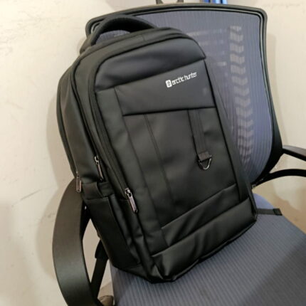 Arctic Hunter Daily Travel Bag