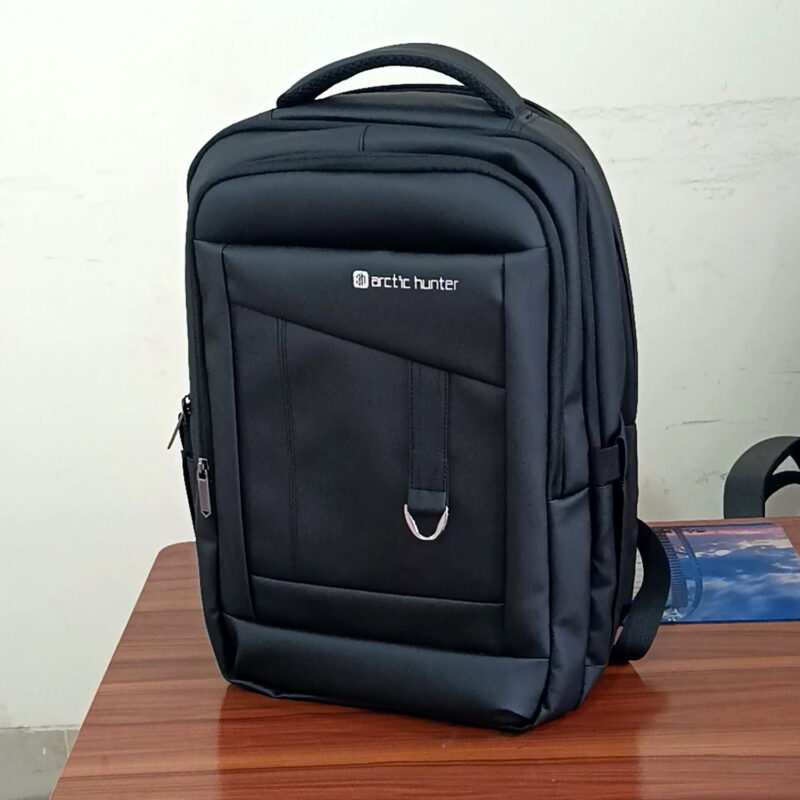 Arctic Hunter Daily Travel Bag